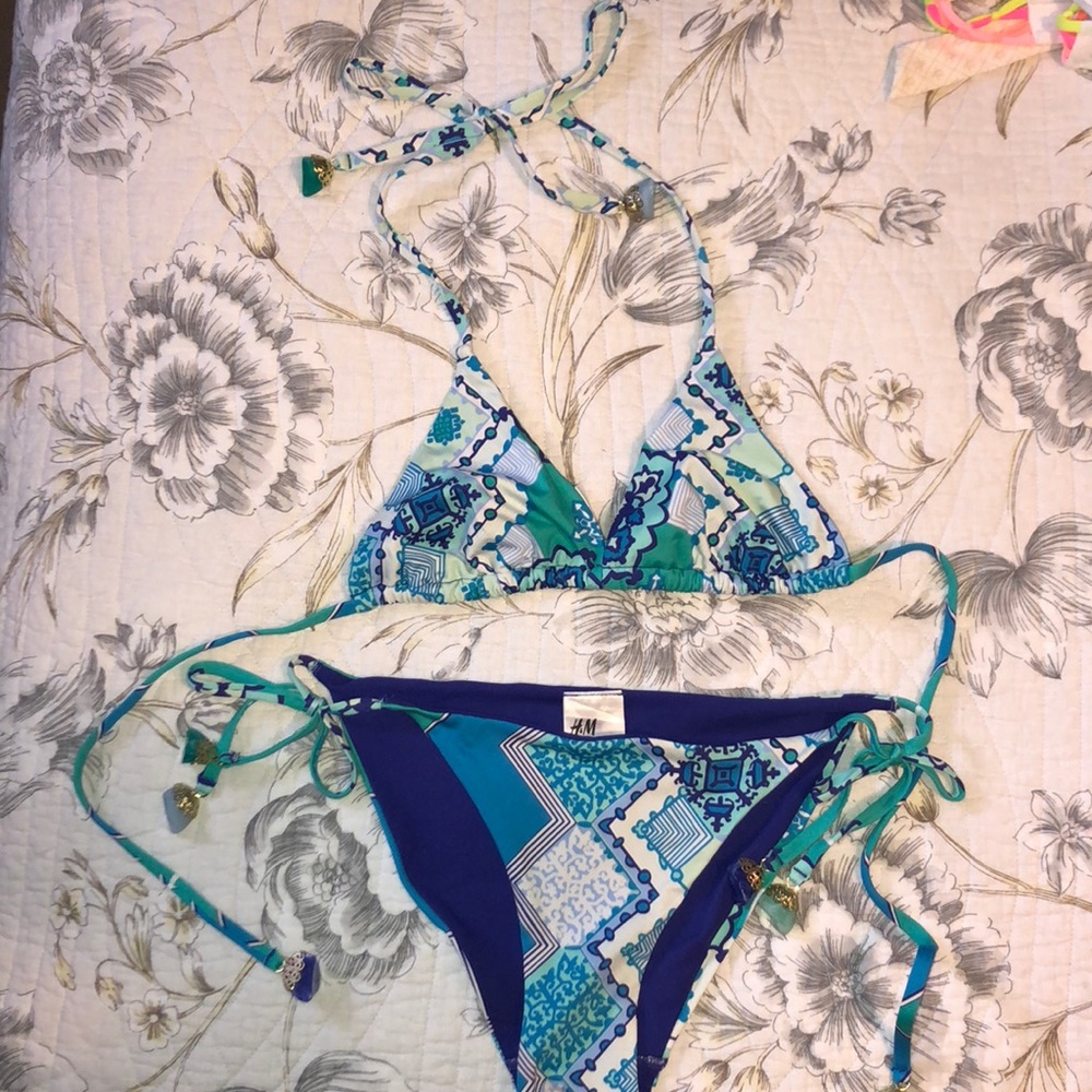 HM bikini